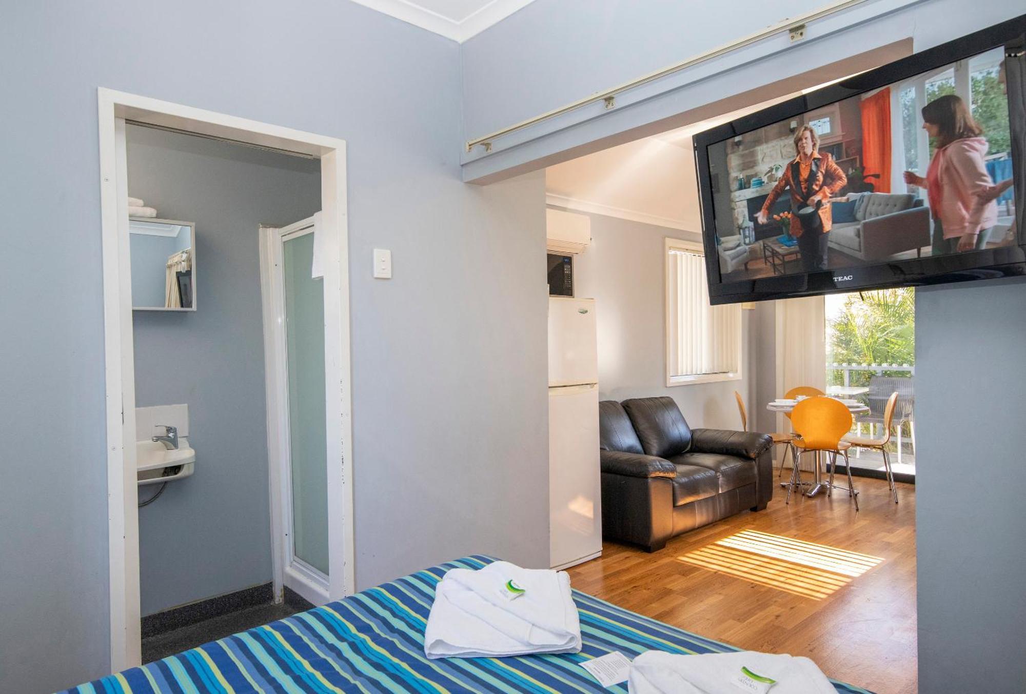 Karrinyup Waters Resort Perth Room photo