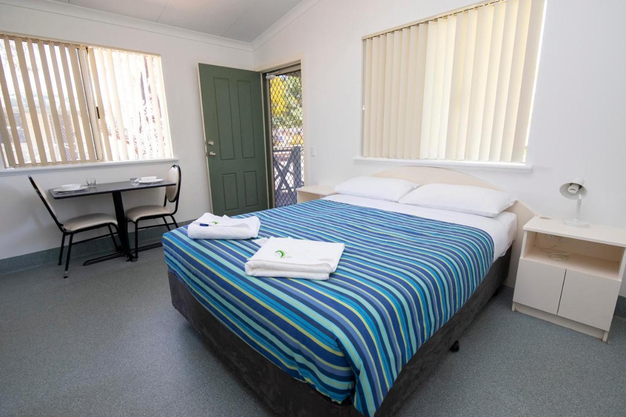 Karrinyup Waters Resort Perth Room photo