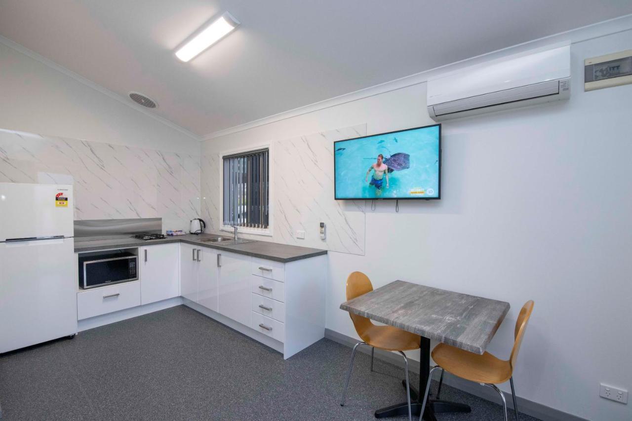 Karrinyup Waters Resort Perth Exterior photo